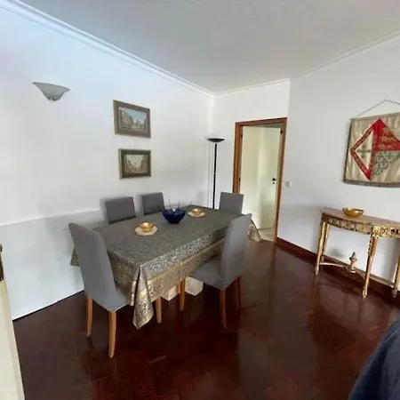 Gabriella - Opposite The Sea Apartment *